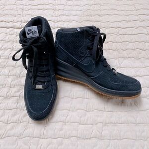 Nike Lunar Force black suede sneaker size 10